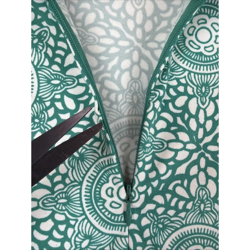 Soybu Dress Women's Size Small Green White Mock Neck Sport Quarter Zip Athletic